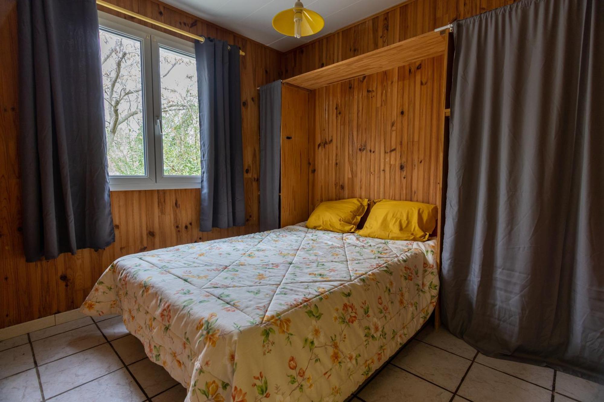ビュイ・レ・バロニ Domaine De Bois Joliヴィラ エクステリア 写真